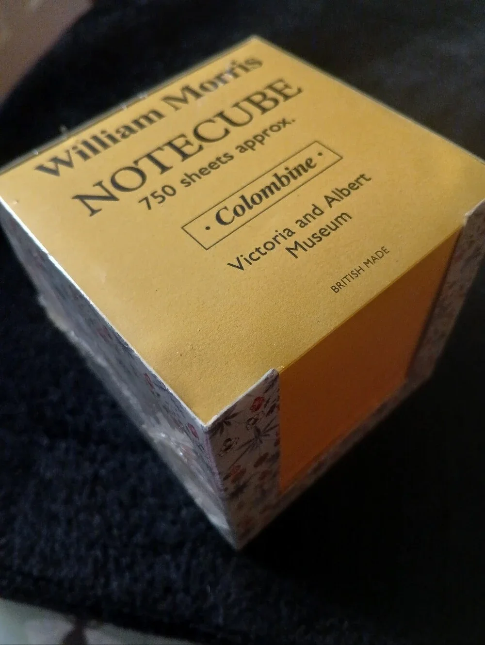 William Morris Notecube 750 Sheets Victoria & Albert Museum Columbine NEW